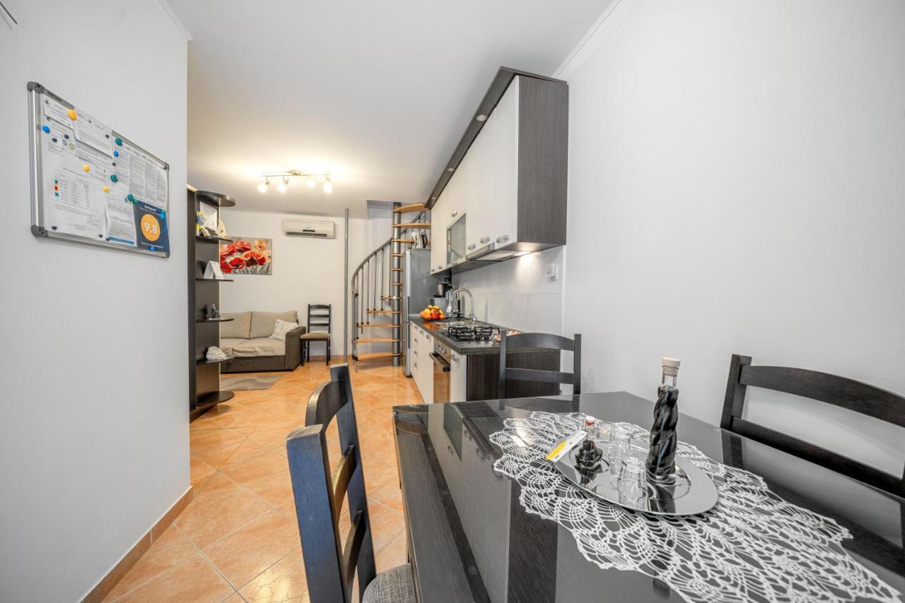 Adria Sun Apartments Vodice Extérieur photo